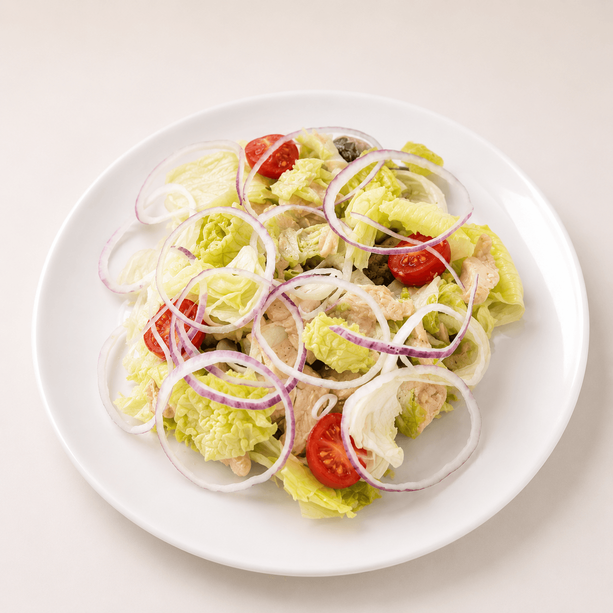 Теплый салат с курицей